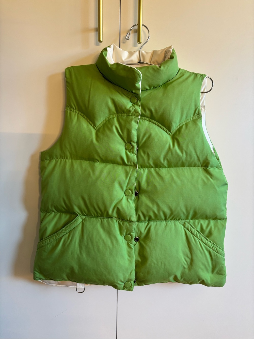 Vintage American Eagle Reversible Lime Green & White Down Puffy Vest